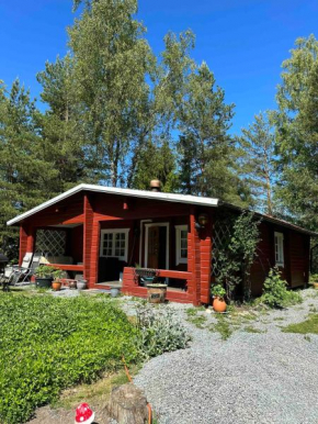 Near Kapellskär Port - A Cosy Cottage in Norrtälje Norrtälje